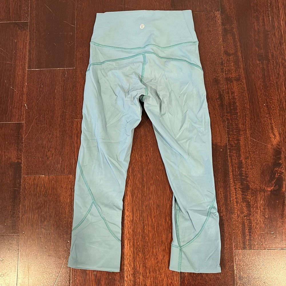 Lululemon cropped leggings